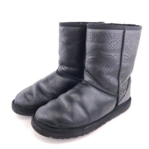 UGG Tiana Seaweed Perf Winter Boots 9 - Picture 3 of 13